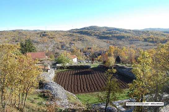 Kamen de se zemlja rada