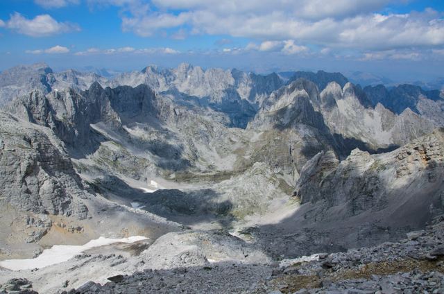 210745_496459410381366_892833301_o